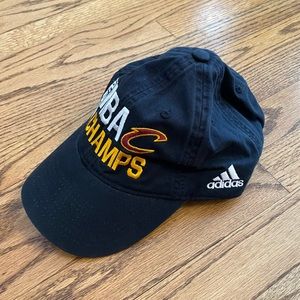 Men’s 2016 Cleveland Cavaliers NBA Champs Players Edition Strapback Hat